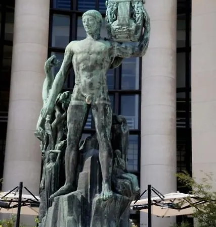 Eiffel Edge Escape 30 M From Eiffel Tower Séjour chez l'habitant Paris