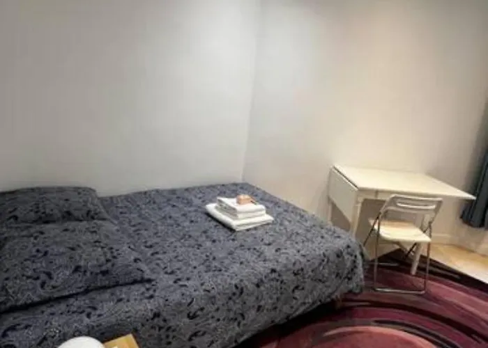 Eiffel Edge Escape 30 M From Eiffel Tower * Parigi