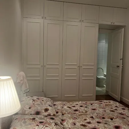 Eiffel Edge Escape 30 M From Eiffel Tower * פריז