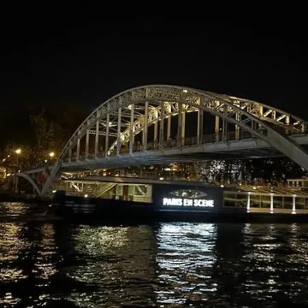 Eiffel Edge Escape 30 M From Eiffel Tower * Paris