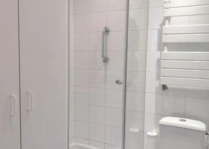 Habitación en casa particular Eiffel Edge Escape 30 M From Eiffel Tower